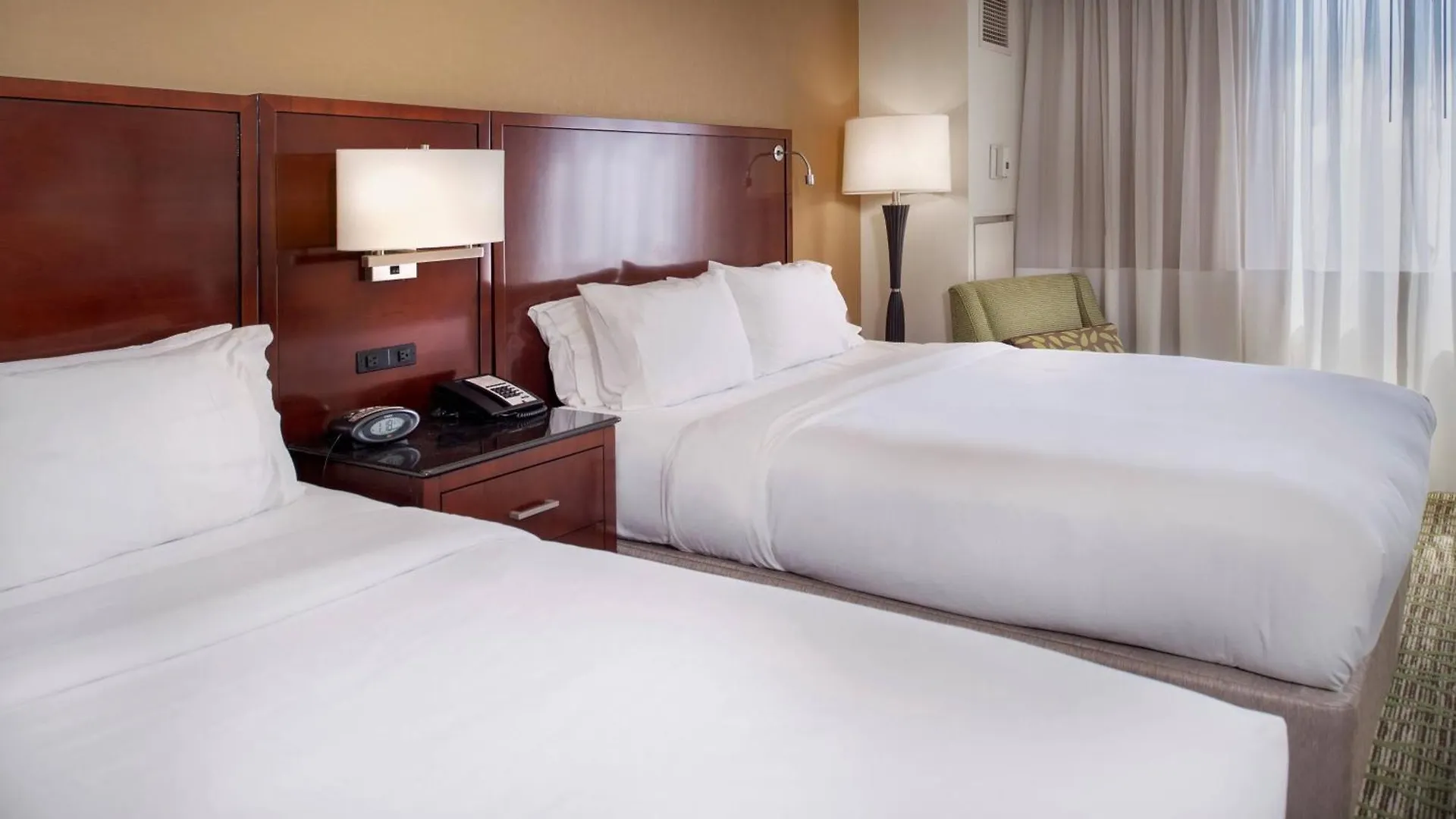 Hotel Marriott St. Louis West Chesterfield 3*,